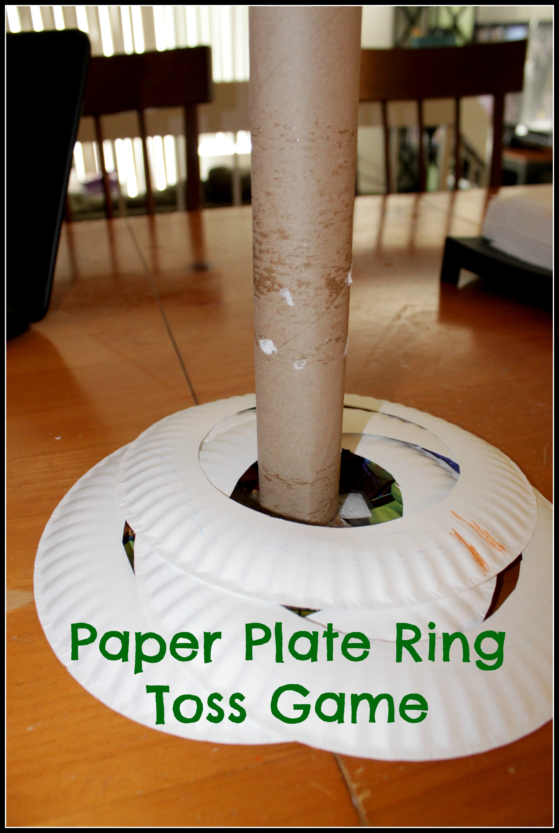 Paper Plate Ring Toss Game | DiscountQueens.com